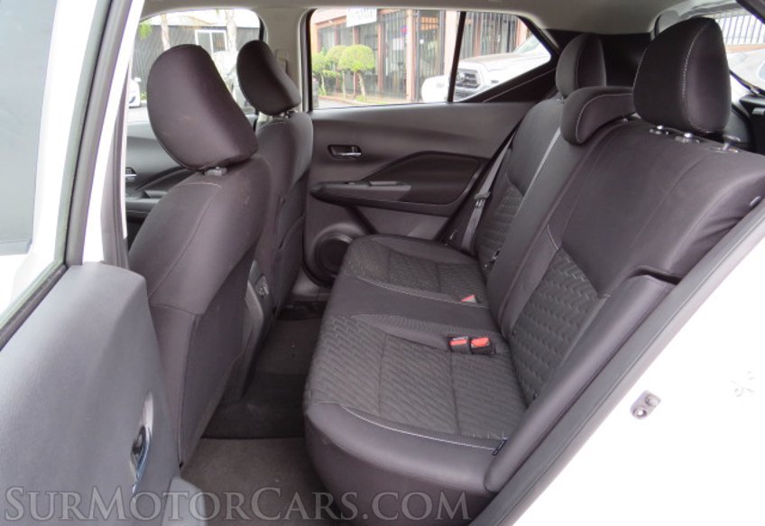 2021 Nissan Kicks - Image 25