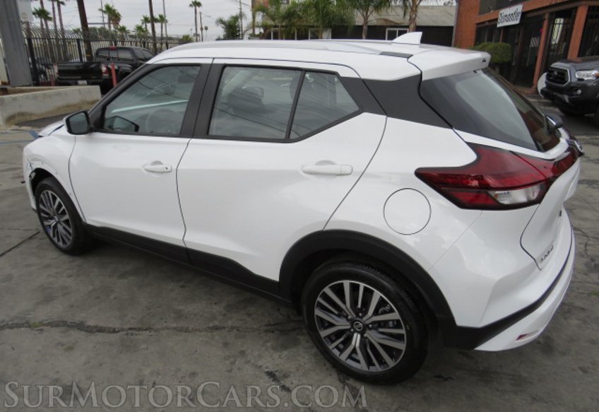 2021 Nissan Kicks - Image 4