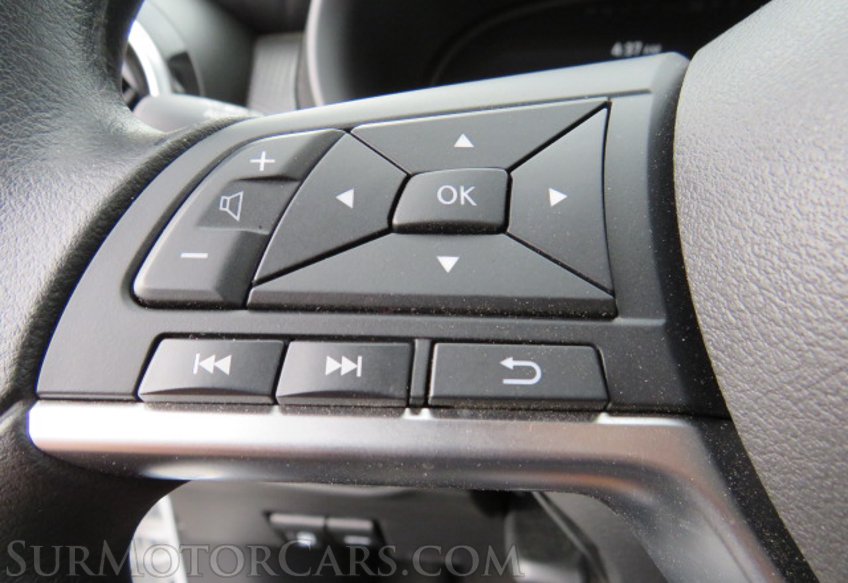2021 Nissan Kicks - Image 32