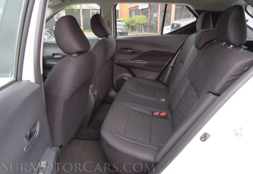 2021 Nissan Kicks - Image 24
