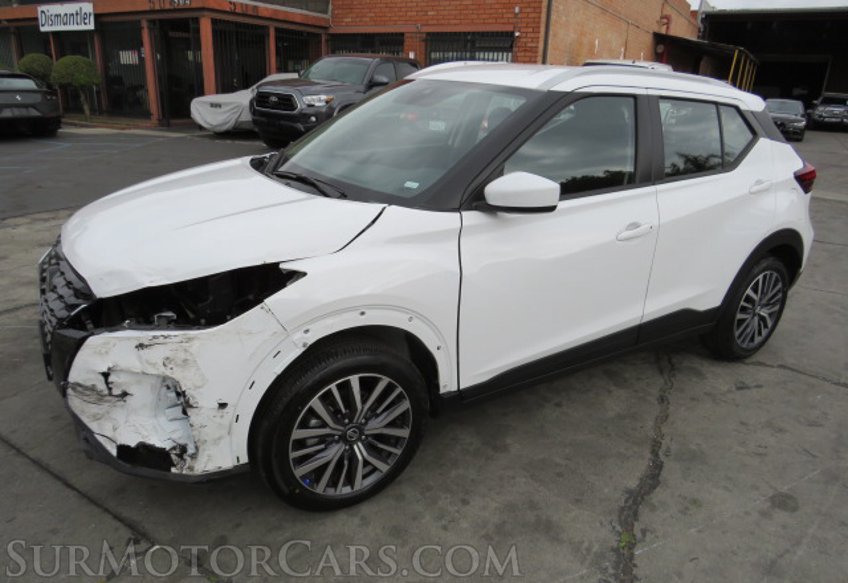 2021 Nissan Kicks - Image 2