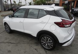 2021 Nissan Kicks - Image 4