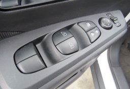 2021 Nissan Kicks - Image 26