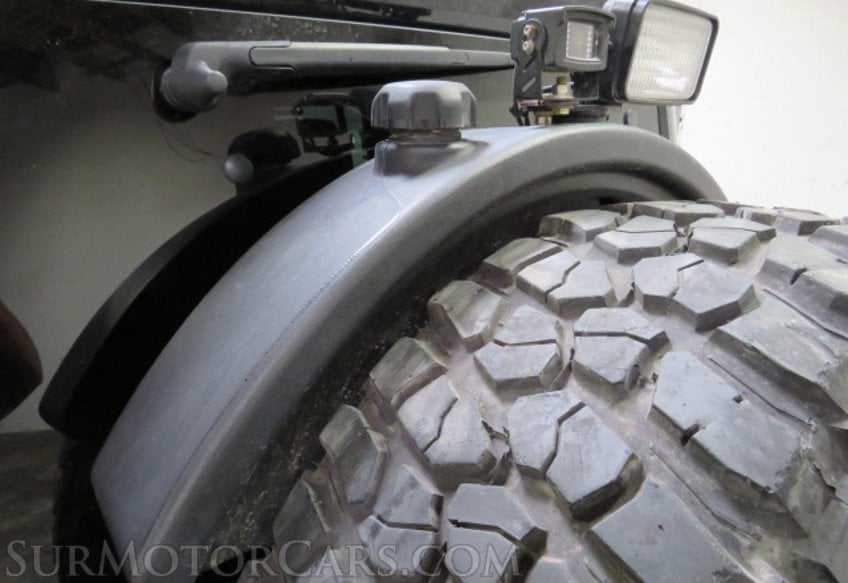 2016 Jeep Wrangler AEV V8 - Image 25