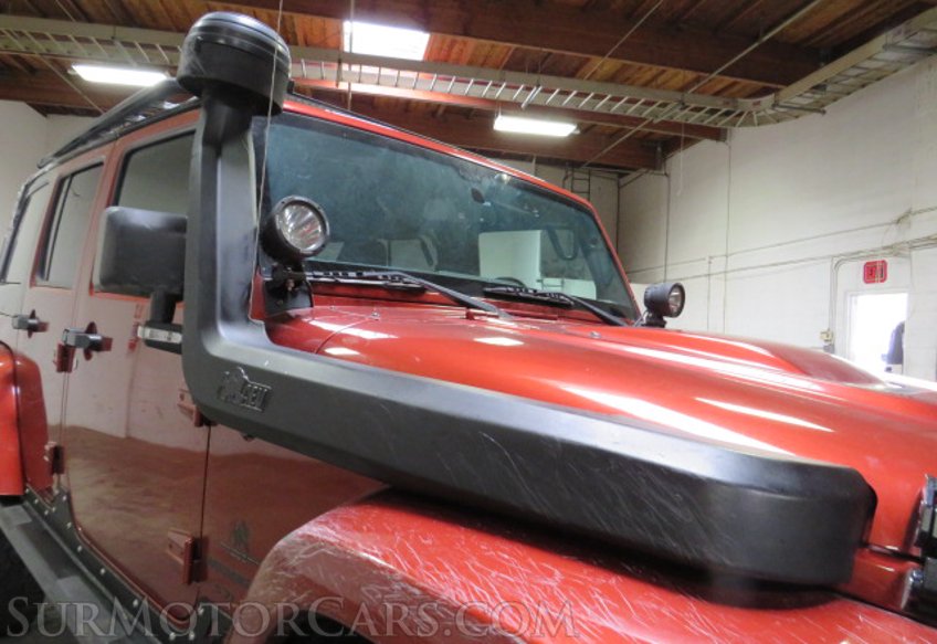 2016 Jeep Wrangler AEV V8 - Image 18