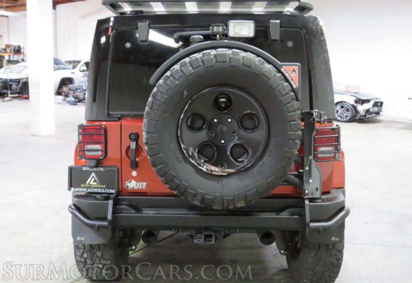 2016 Jeep Wrangler AEV V8 - Image 10