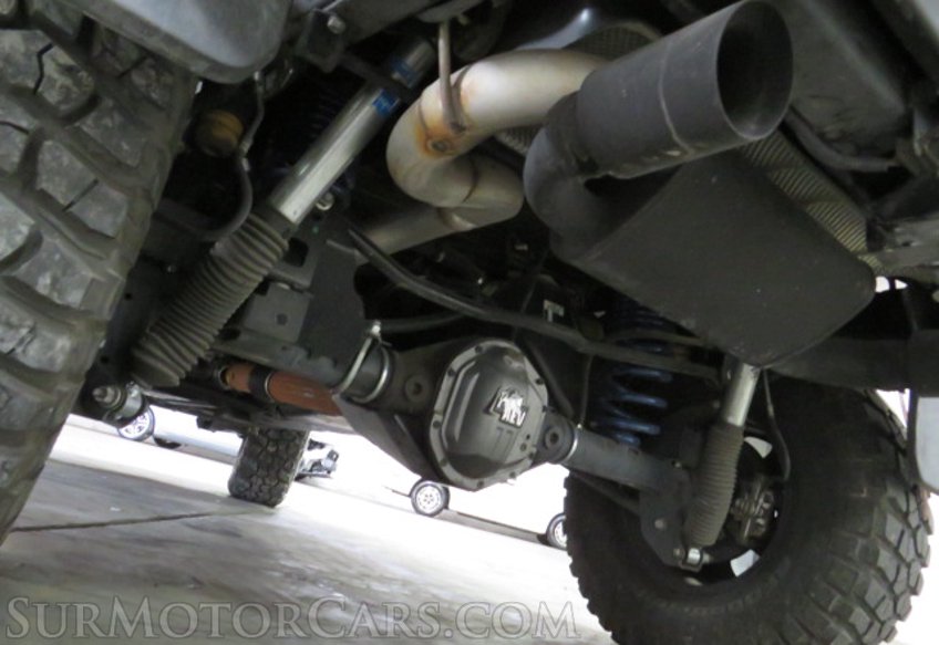 2016 Jeep Wrangler AEV V8 - Image 30