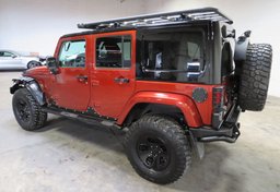2016 Jeep Wrangler AEV V8 - Image 5