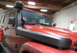 2016 Jeep Wrangler AEV V8 - Image 18