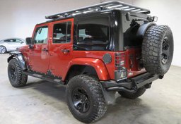 2016 Jeep Wrangler AEV V8 - Image 7