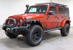 2016 Jeep Wrangler AEV V8 - Image 3