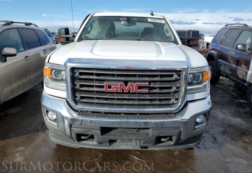2017 GMC Sierra 2500HD - Image 5