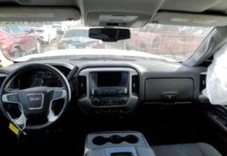 2017 GMC Sierra 2500HD - Image 6