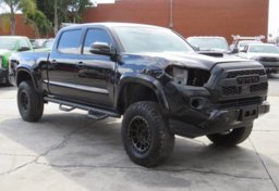 2021 Toyota Tacoma - Image 4