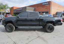 2021 Toyota Tacoma - Image 9