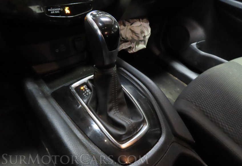 2022 Nissan Rogue Sport - Image 40