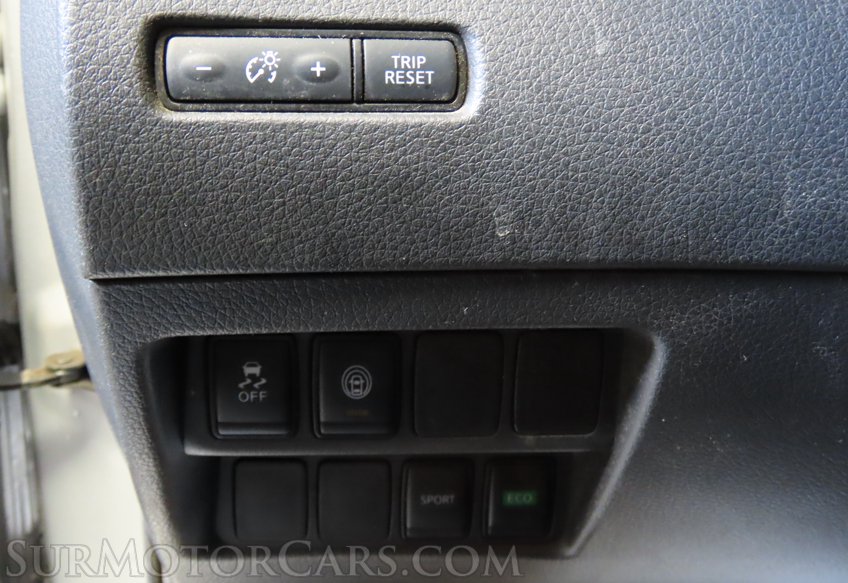 2022 Nissan Rogue Sport - Image 39