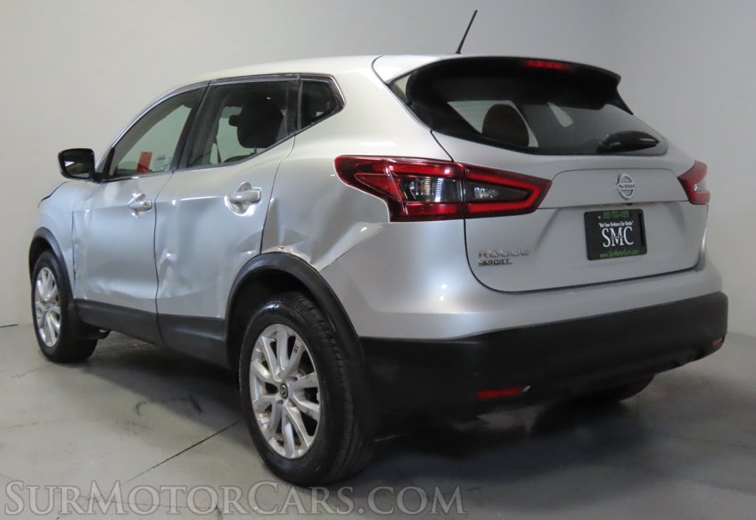 2022 Nissan Rogue Sport - Image 8