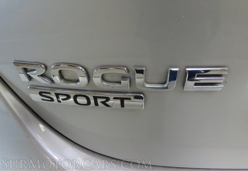 2022 Nissan Rogue Sport - Image 16
