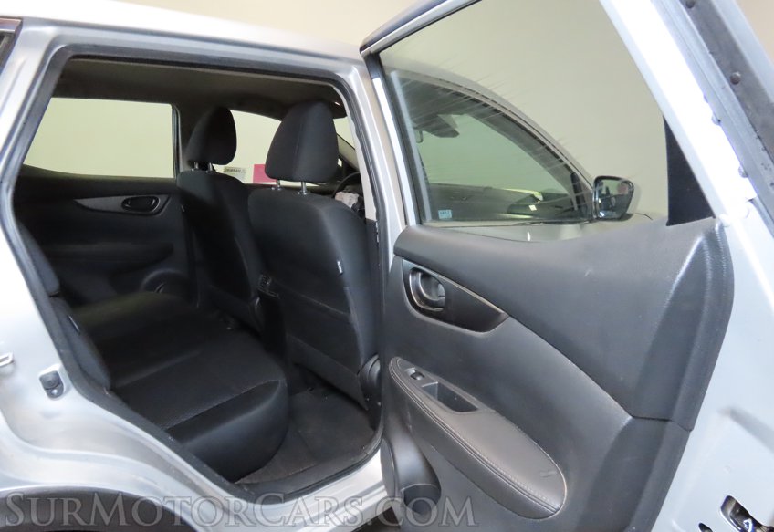 2022 Nissan Rogue Sport - Image 22