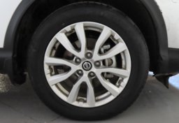 2022 Nissan Rogue Sport - Image 18