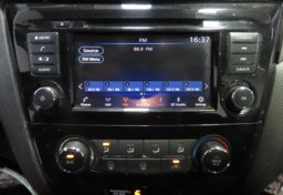 2022 Nissan Rogue Sport - Image 37