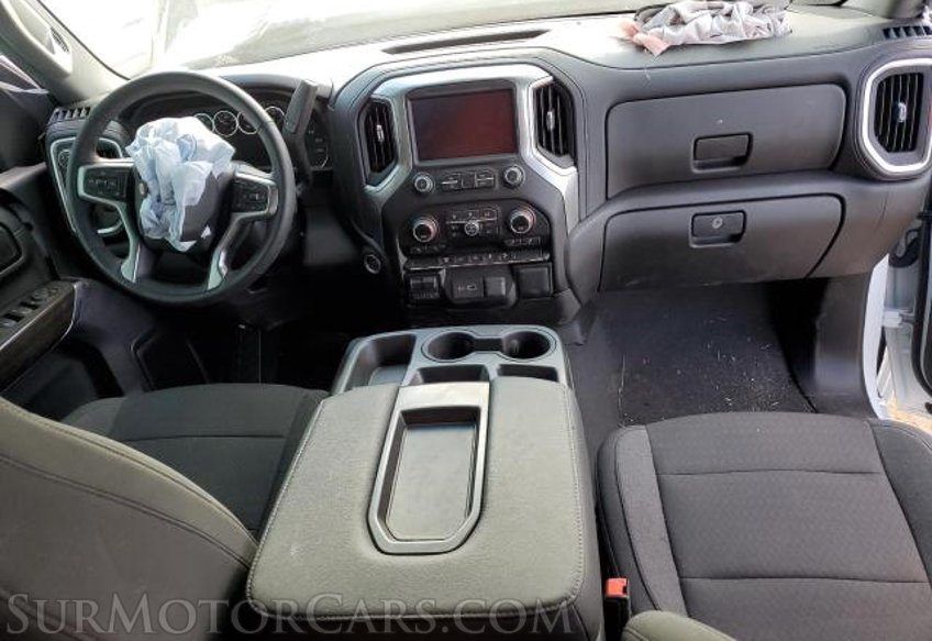 2023 Chevrolet Silverado 3500HD - Image 9