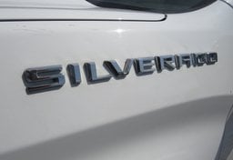 2019 Chevrolet Silverado 1500 - Image 16
