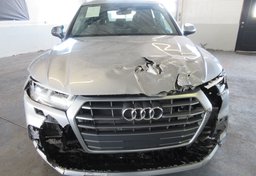 2018 Audi SQ5 - Image 11