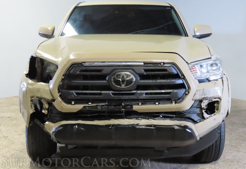 2019 Toyota Tacoma - Image 9
