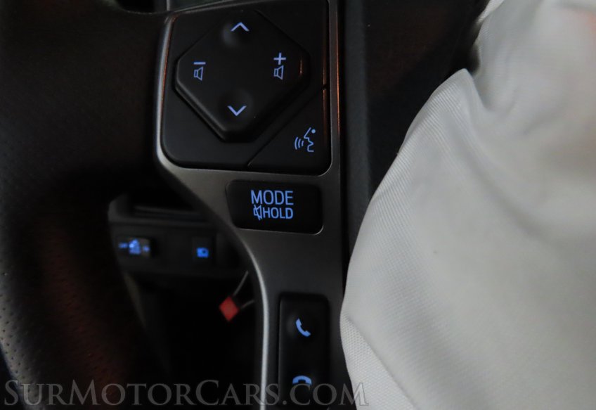 2019 Toyota Tacoma - Image 33