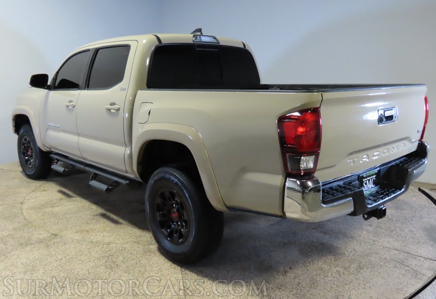 2019 Toyota Tacoma - Image 5