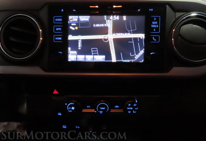 2019 Toyota Tacoma - Image 38