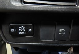 2019 Toyota Tacoma - Image 36