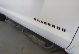 2017 Chevrolet Silverado 1500 - Image 32