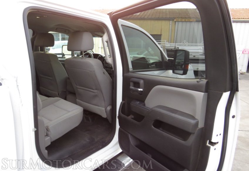 2019 Chevrolet Silverado 2500HD - Image 24