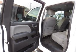 2019 Chevrolet Silverado 2500HD - Image 23