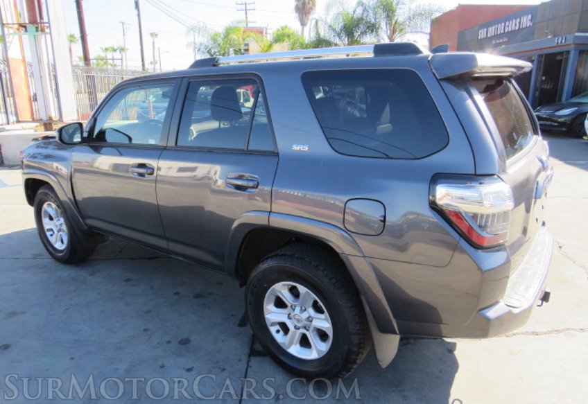 2022 Toyota 4Runner - Image 9