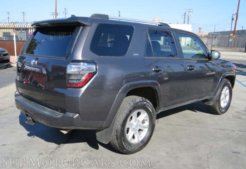 2022 Toyota 4Runner - Image 8