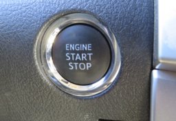 2022 Toyota 4Runner - Image 40