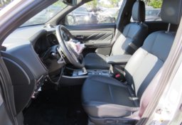 2022 Mitsubishi Outlander PHEV - Image 24