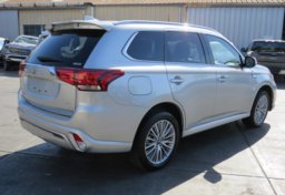 2022 Mitsubishi Outlander PHEV - Image 10