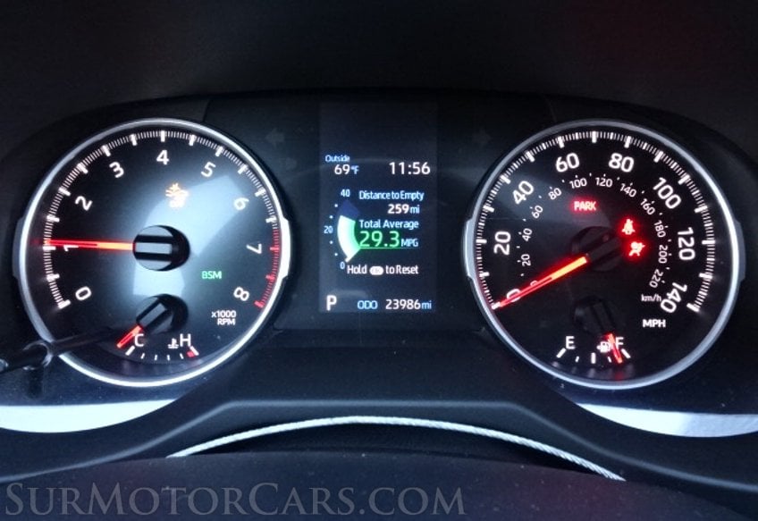 2019 Toyota RAV4 - Image 32