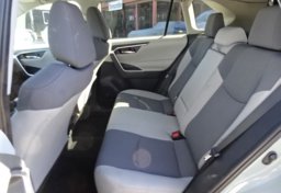 2019 Toyota RAV4 - Image 28