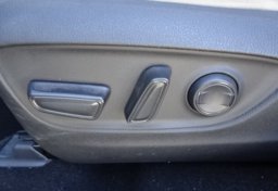 2019 Toyota RAV4 - Image 37