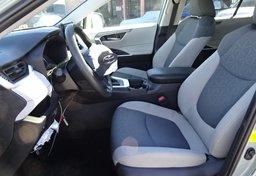 2019 Toyota RAV4 - Image 24