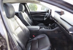 2021 Mazda Mazda3 Sedan - Image 27