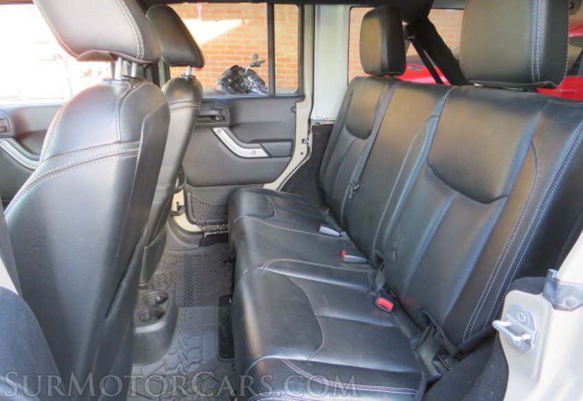 2016 Jeep Wrangler Unlimited - Image 25