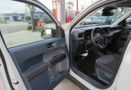 2022 Ford Maverick - Image 19