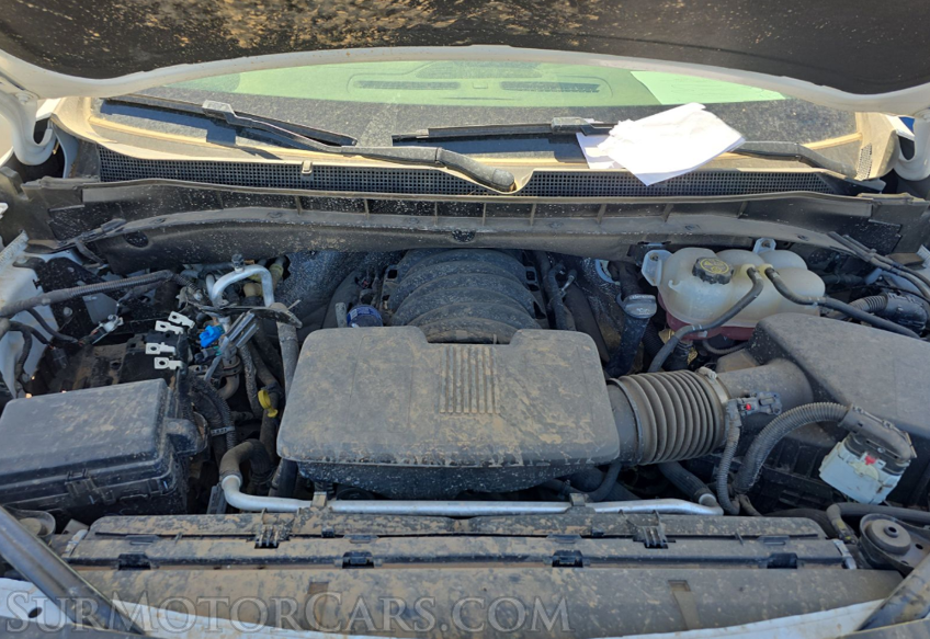 2023 Chevrolet Suburban - Image 11